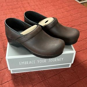 Dansko Clogs 41N